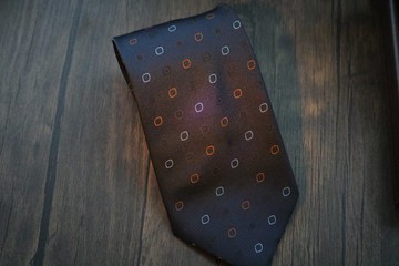 深藍色小圓圈圖騰真絲領帶禮盒裝