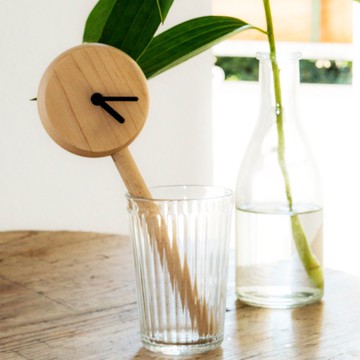 時鐘木棍子枫木颜色