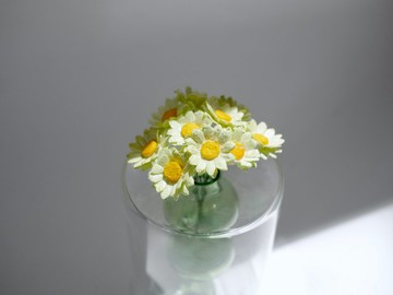 紙花，50 件 DIY 雛菊花，尺寸 2.00 公分。清新的蘋果綠色。
