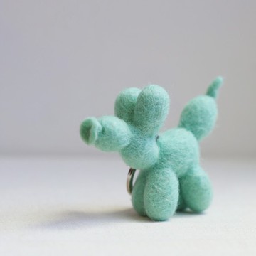 羊毛出在羊山上 羊毛氈 氣球 貴賓狗 鑰匙圈