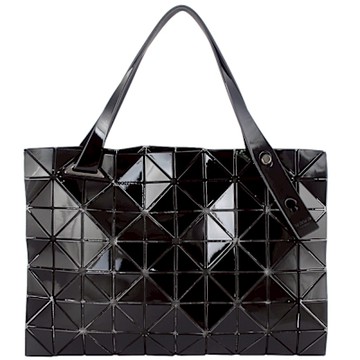 ISSEY MIYAKE 三宅一生 BAOBAO 黑色亮面三角格8x10托特包