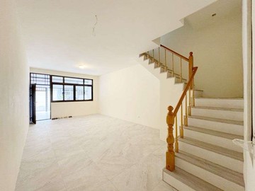 全新翻修質感透天車庫別墅｜台中市北屯區三光北二街