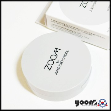 Zoom by Chung 春水亮彩靠垫