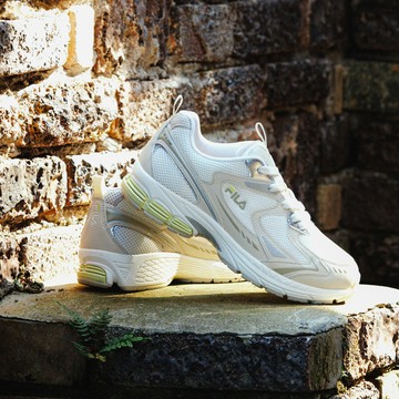 FILA BRAVO 女慢跑鞋-奶茶色 5-J025A-179