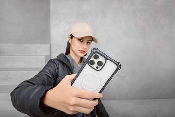 iPhone 15 Odyssey Ultra極軍規防摔掛繩手機殼 支援磁吸