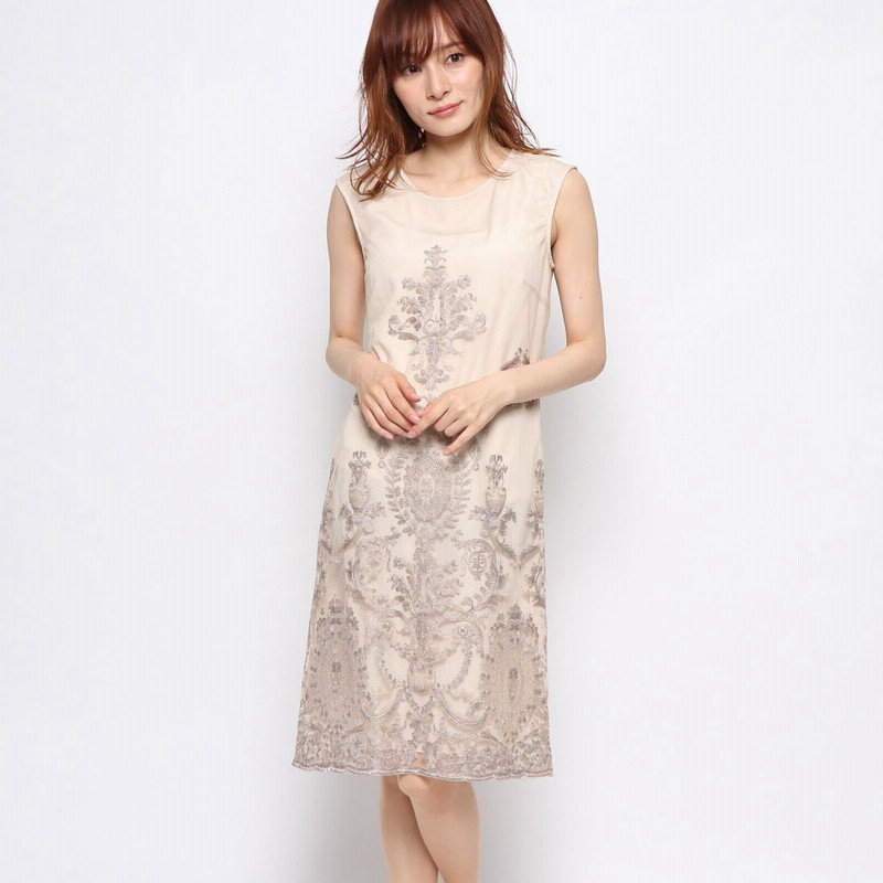 ラナン Ranan チュール刺しゅうサックドレス ベージュ 通販 Lineポイント最大1 0 Get Lineショッピング