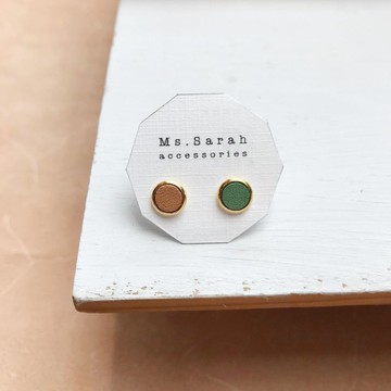 皮革耳環_圓框3號作品#6_淺棕搭蘋果綠(可改夾)