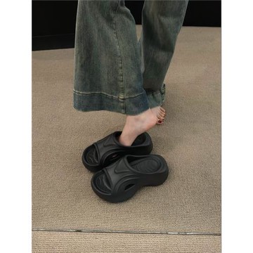 厚底增高黑色一字拖鞋女鞋子外穿2025年爆款網紅夏季沙灘涼拖涼鞋