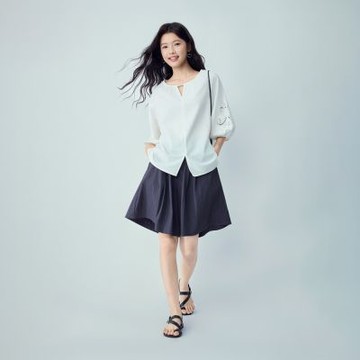 GIORDANO 女裝純棉壓褶休閒短褲【雙色任選】