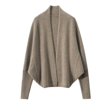 2024秋冬蝙蝠袖羊絨披肩開衫女寬松針織慵懶羊毛外套加厚毛衣外搭