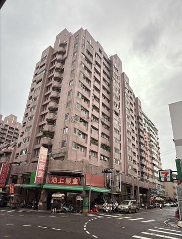 鳳新高中「衛武國家」景觀靓三房｜高雄市鳳山區新強路