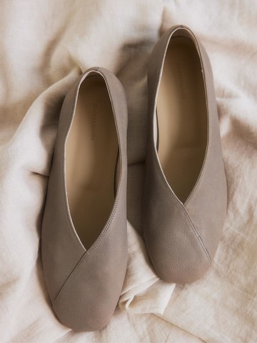 RS24 Edel Stitch Leather Flat Fog-Gray