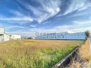 烏日區臨路大面寬有水有電節稅置產稀有方正美農地｜台中市烏日區北里段