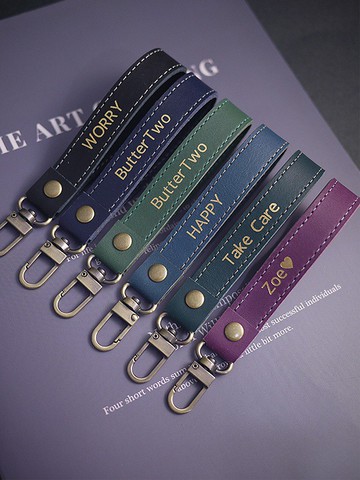 【開運錢包】【冷色調】【客製刻字】植鞣革掛飾/真皮鑰匙圈