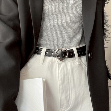 女士腰帶簡約針扣腰帶腰帶裝飾百搭牛仔褲鏤空心形扣腰帶女