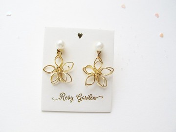 Rosy Garden 五瓣花朵簡約線條垂吊耳環 可換耳夾式