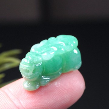 【招財神獸】果陽綠翡翠貔貅 | 天然緬甸玉翡翠A貨 | 送禮