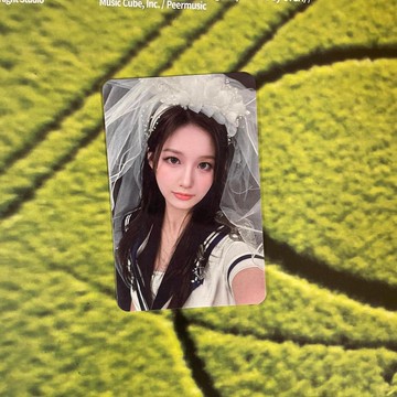 ⭐韓國代購正版預售⭐正版nmixx爻 雪允小卡新娘3新娘雪允數 婚紗3 頭紗3 中文卡背爻3