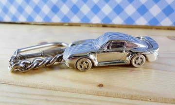 【震撼精品百貨】日本精品百貨-手機吊飾/鎖圈-小汽車系列-鑰匙圈-保時捷銀色