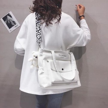 大容量油皮質感包包女2025新款ins網紅潮百搭單肩包逛街斜挎大包