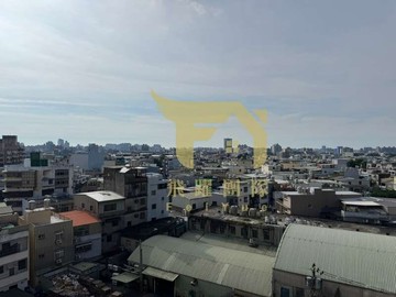 中壢體育園區 景觀三房 家樂福 阿潭的店 ｜桃園市中壢區中山東路三段