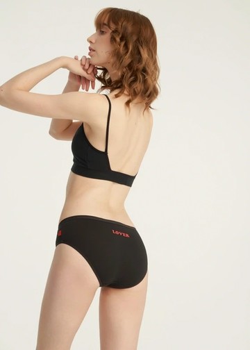 Rosé Heart．緊帶中腰三角內褲(黑-Lover)