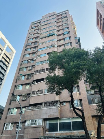 三民光武學區｜淵源街中高樓層3房附車位｜高雄市三民區淵源街