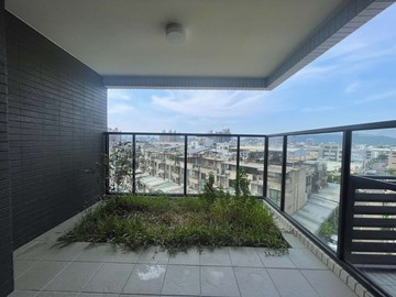 預售-星河畔三房平車｜高雄市仁武區永新二街