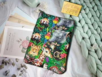 動物系列-設計款薄棉布森林動物們拉鍊書衣加前口袋-拉鍊書套預購