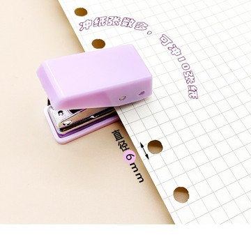 单孔迷你打孔器便捷DIY手账本小型打孔机手动圆形活页本打洞机【遠宏-文教用品】【益三和】可開發票