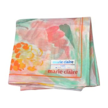 marie claire 日本製粉綠水彩藝術圖騰字母LOGO帕巾(46CM)
