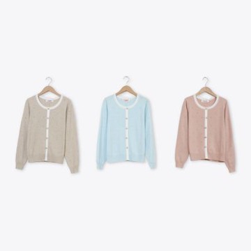 【CUMAR】氣質小花洞洞撞色圓領針織上衣 藍 粉 駝(魅力商品)