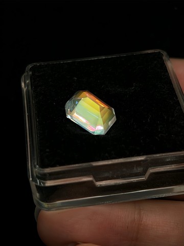 6.0 Ct   馬達加斯加彩虹月亮石裸石 I 稀有大卡數的月光標本