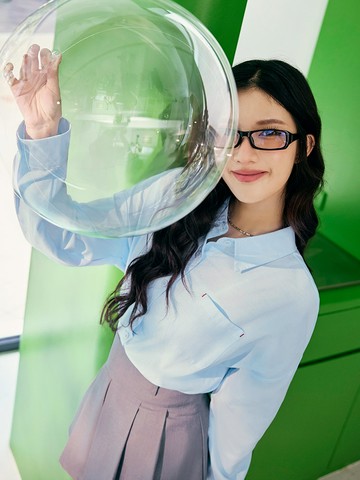 素面字母刺繡開襟寬鬆襯衫上衣