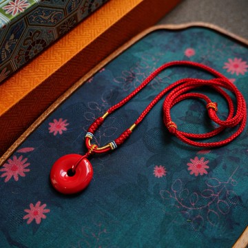 紅繩平安扣吊墜 手工編織硃砂 日常搭配 縵系隨身小福緣