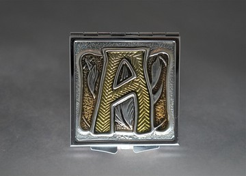 錫雕 個人專屬字母  頭文字A隨身鏡  隨時整理儀容的好幫