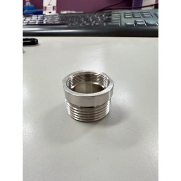 不鏽鋼水龍頭出水口内外牙.轉換接頭，M22內牙轉6分外牙，過濾淨水器，起泡器連接配件.轉接頭，起泡器