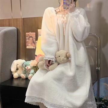 【限時特賣】 睡衣 女生睡衣 性感睡衣 居家睡衣 加絨加厚珊瑚絨長款過膝睡裙女冬季2023新款甜美純慾風家居服睡衣 AW