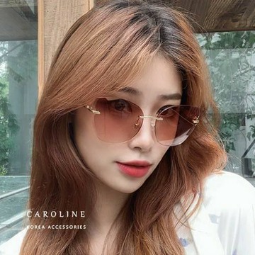 《Caroline》年度最新網紅款潮流行百搭抗UV時尚個性太陽眼鏡 71863