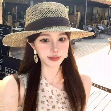💖臺灣出貨💖老錢風帽子夏季草帽法式度假遮陽帽海邊防曬英倫沙灘遮陽爵士禮帽05jk