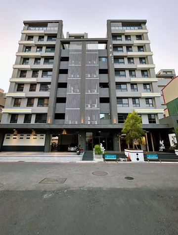 香湖公園旁全新平車美二房（原3房格局）｜嘉義市西區松江二街