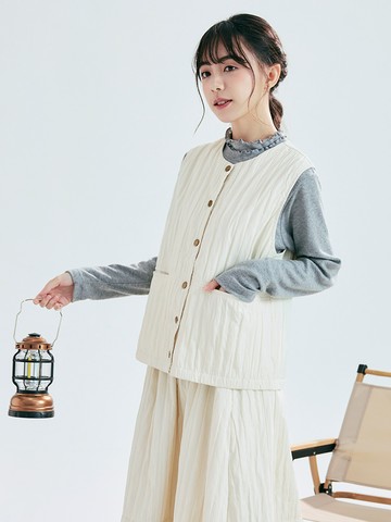 日系直條壓紋排釦背心外套