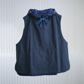 文藝感 連帽抽繩鋪棉背心122738C