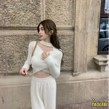 交叉薄毛掛脖上衣【5CX11】秋冬新款韓系休閒百搭純欲性感辣妹針織上衣 針織毛衣 掛脖上衣 短版上衣 Taolebi
