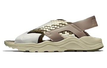 WMNS AIR HUARACHE ULTRA SANDAL