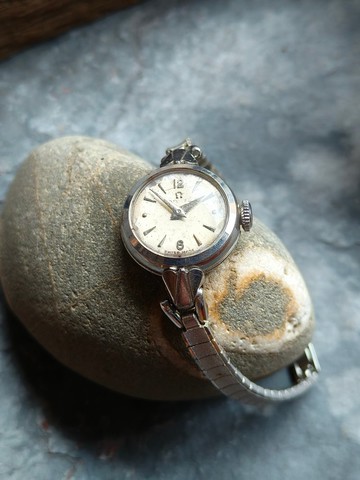 Omega 古董錶 機械手上鍊錶