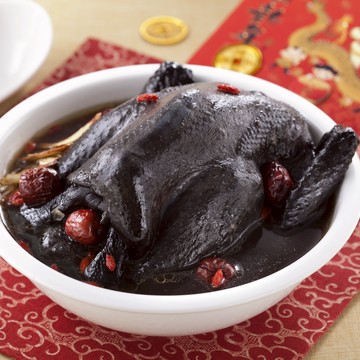 【指定區間預購＋現貨即出】【良品開飯】人蔘烏雞燉湯2300g (全雞 滋補 火鍋 湯品 年菜 預購)