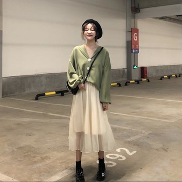 秋裝女裝寬松復古長袖襯衣+百搭中長款紗裙半身裙套裝兩件套1入