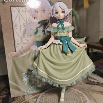 臺灣出貨🐑🐑🐑全新【日系】 現貨 葬送的芙莉蓮 芙莉蓮~禮服手辦二次元美少女