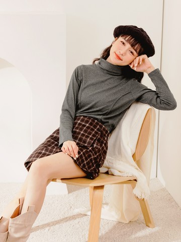 高領高含棉反縫剪裁彈性純色上衣